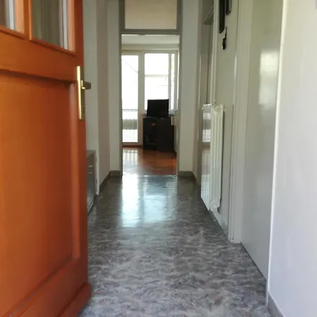 Rupert Apartment *